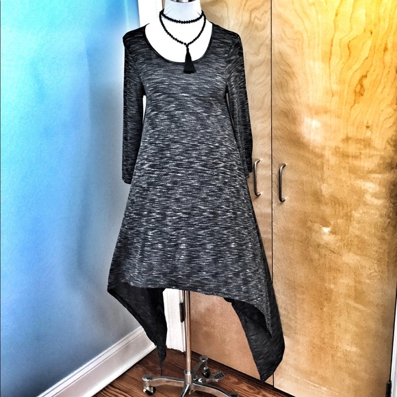 Love Riche Dresses & Skirts - Amazing movement Striking Sharkbite Hem Dress